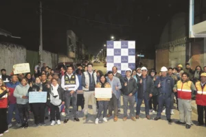 ELECTROCENTRO: Ilumina con 500 luces LED 30 cuadras en el distrito de chilca