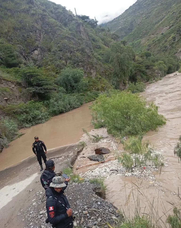 ¡DE NUNCA ACABAR!: POR OLVIDO DEL GOBIERNO CARRETERA IZCUCHACA-MAYOCC EN SU PEOR MOMENTO