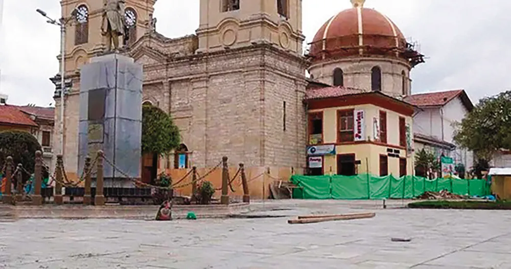 CON NUEVA INTERVENCIÓN: MPH LICITA CULMINACIÓN DE REMODELACIÓN DE LA PLAZA DE LA CONSTITUCIÓN