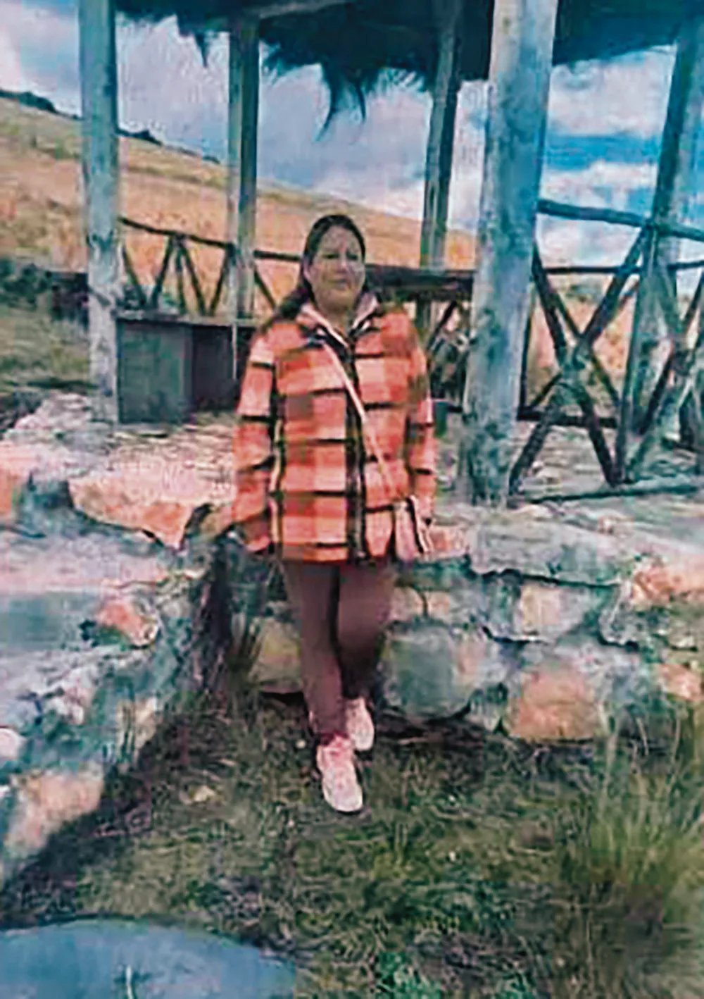 MUJER DEPRIMIDA: SALIÓ DE SU CASA HACE 3 DÍAS Y NO REGRESA