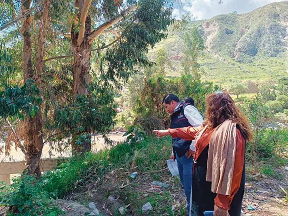 IZCUCHACA: ESCOLARES EXPUESTOS A OLORES TÓXICOS POR FALTA DE MANTENIMIENTO EN PTAR