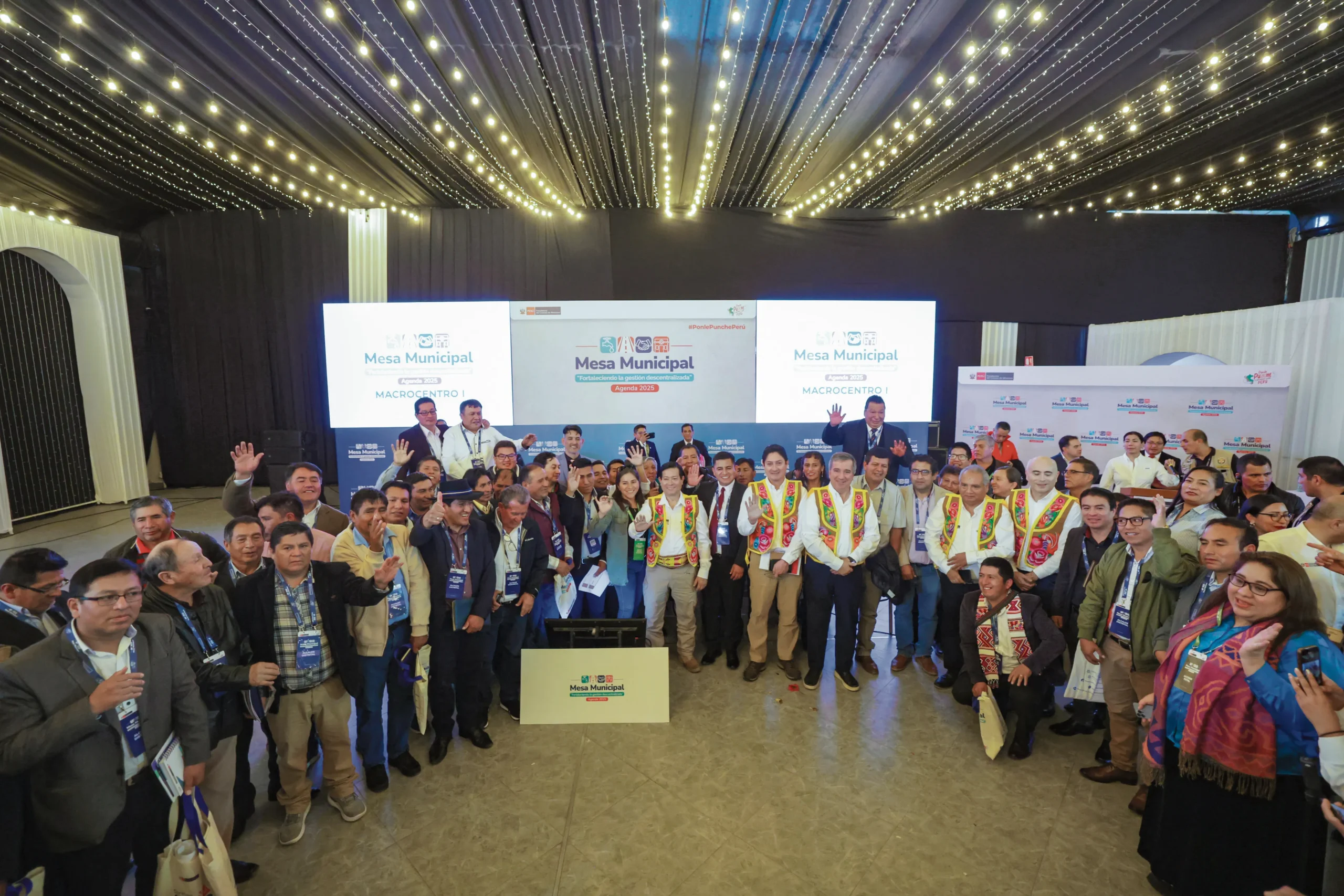 DURANTE MESA MUNICIPAL EN HUANCAYO: PCM ANUNCIA PROMULGACIÓN DE AUTÓGRAFA DE LEY PARA INCREMENTO DEL FONCOMUN
