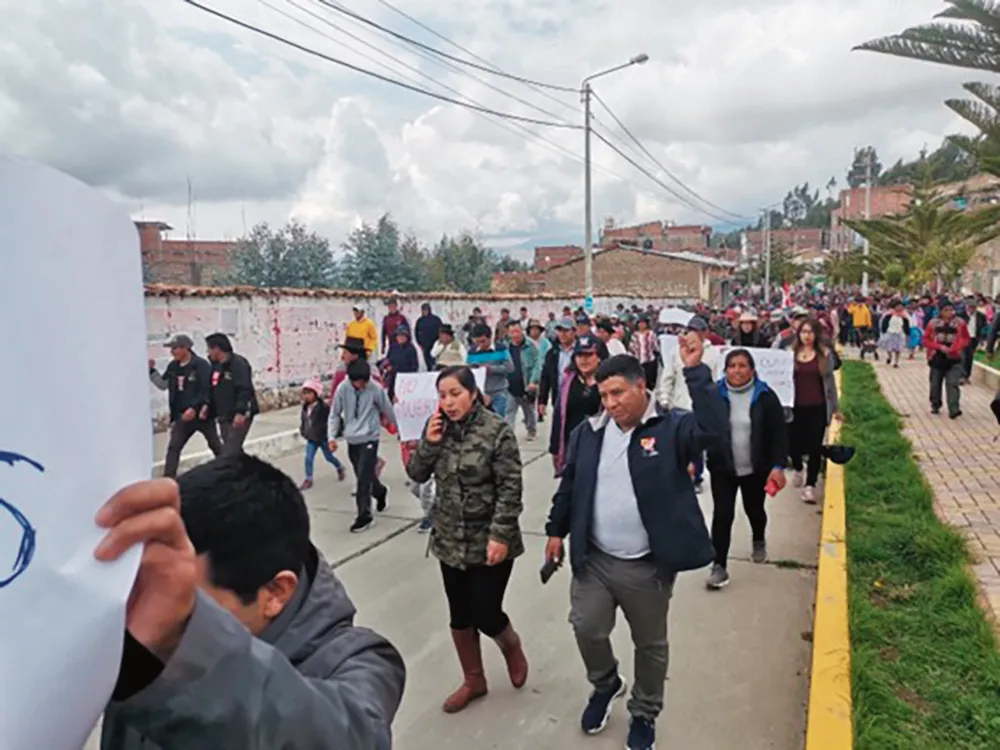 ACOBAMBA: PARO PROVINCIAL PARA EXIGIR LA CONSTRUCCIÓN DE HOSPITAL