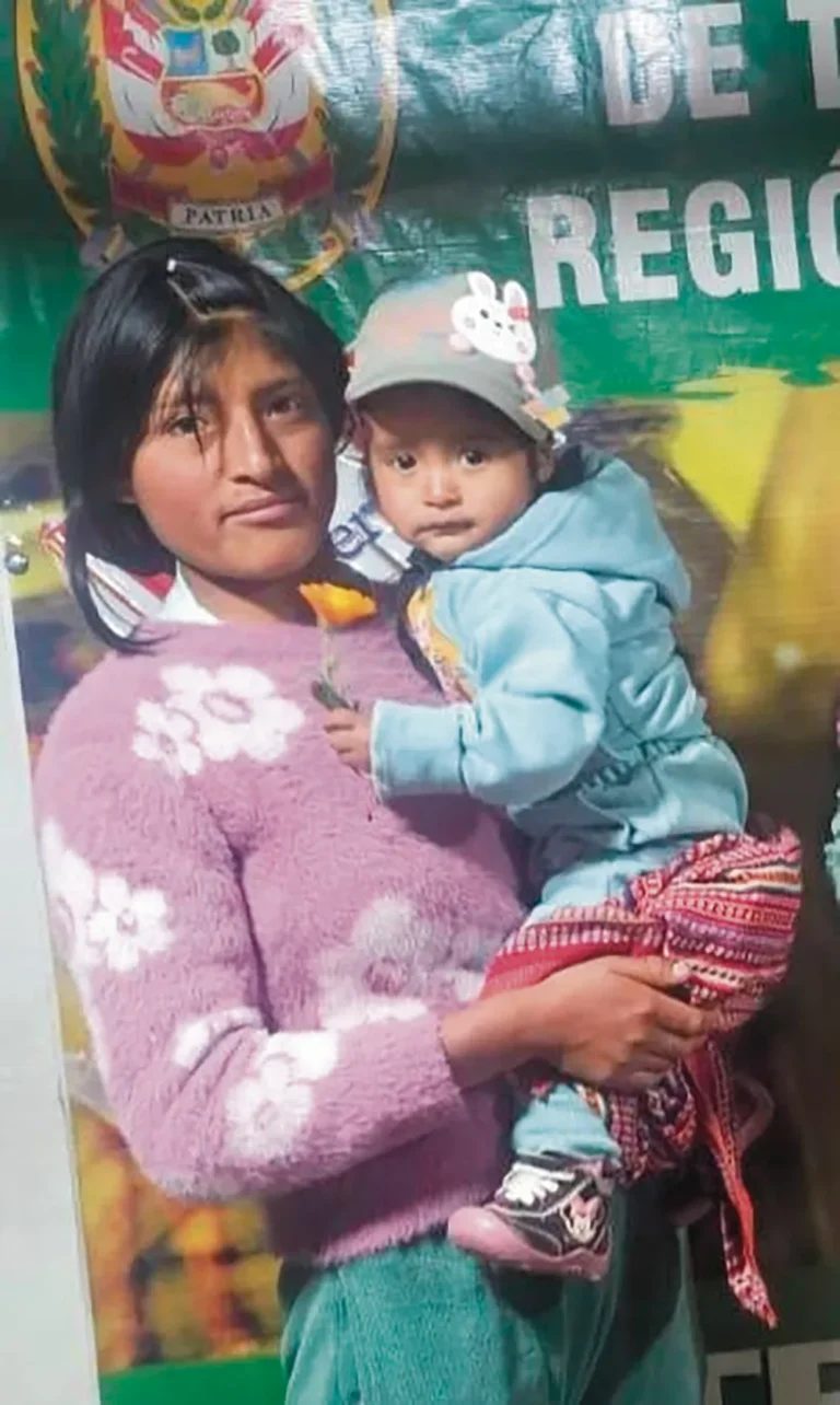 DE CENTRO DE SALUD: MADRE ADOLESCENTE Y SU BEBÉ DESAPARECEN