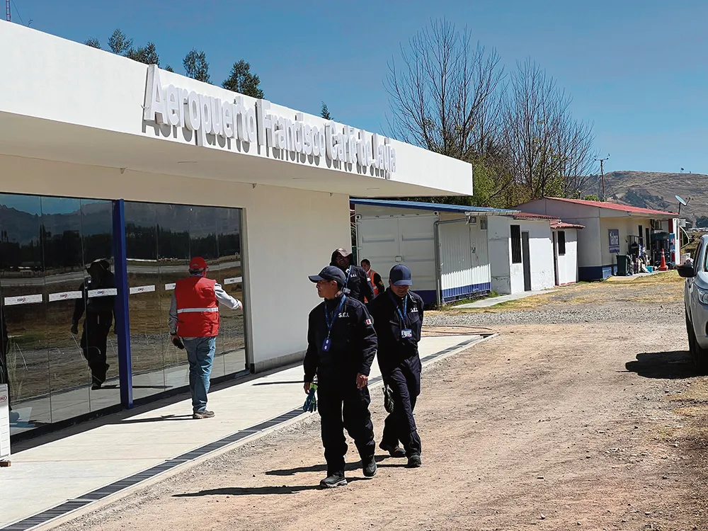 SKY DEBE ARRIBAR HOY: SEIS VUELOS ARRIBARON AL AEROPUERTO DE JAUJA