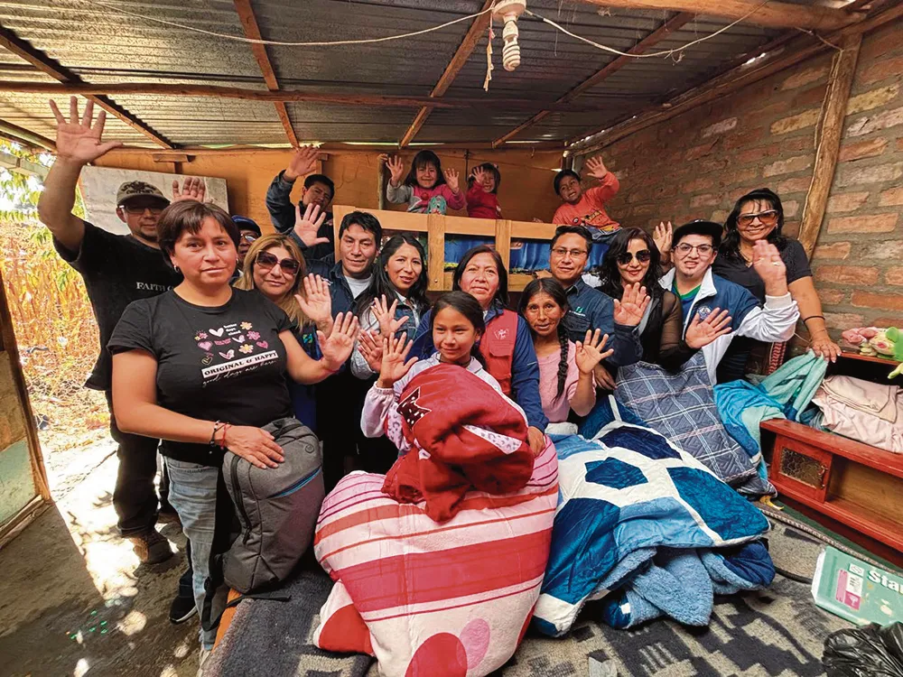VOLUNTARIADO DE ELECTROCENTRO: APOYA A MADRE HUMILDE DE 5 HIJOS CON AYUDA SOLIDARIA
