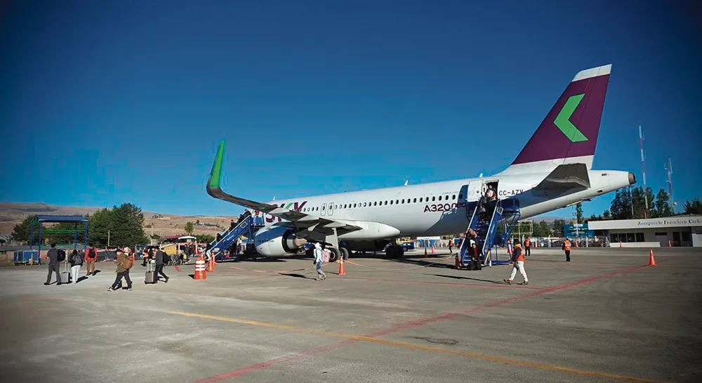 SE REANUDA TRÁNSITO AÉREO: AEROLÍNEA “SKY” ARRIBÓ AYER A JAUJA