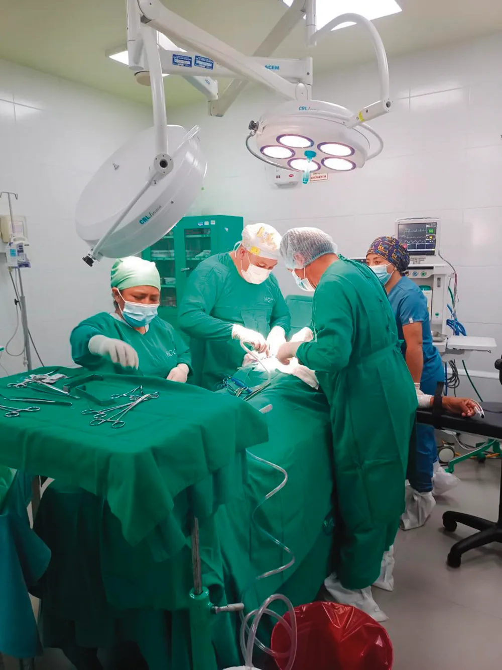 OXAPAMPA: REALIZAN PRIMERA CIRUGÍA PROSTÁTICA