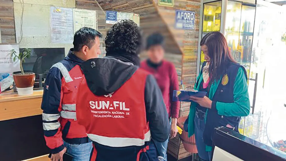 CHAUPIMARCA: FISCALÍA DE FAMILIA INTERVIENE RESTAURANTES