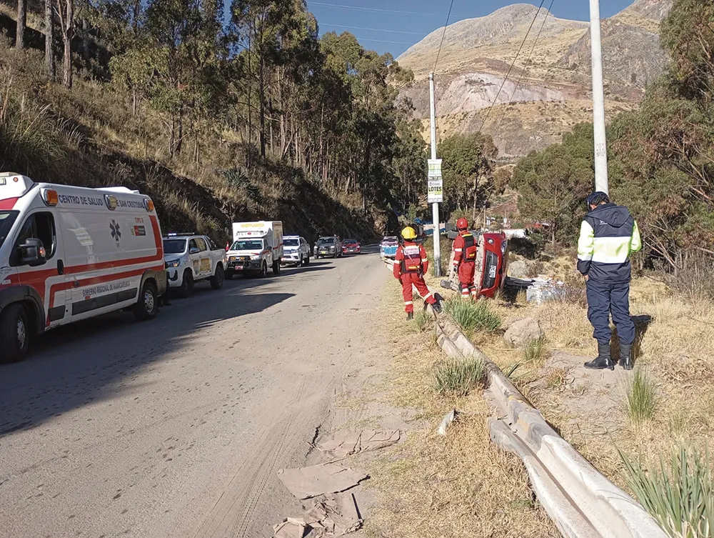 VÍA HUANCAVELICA-HUANCAYO: DOS ACCIDENTES CAUSAN ALARMA