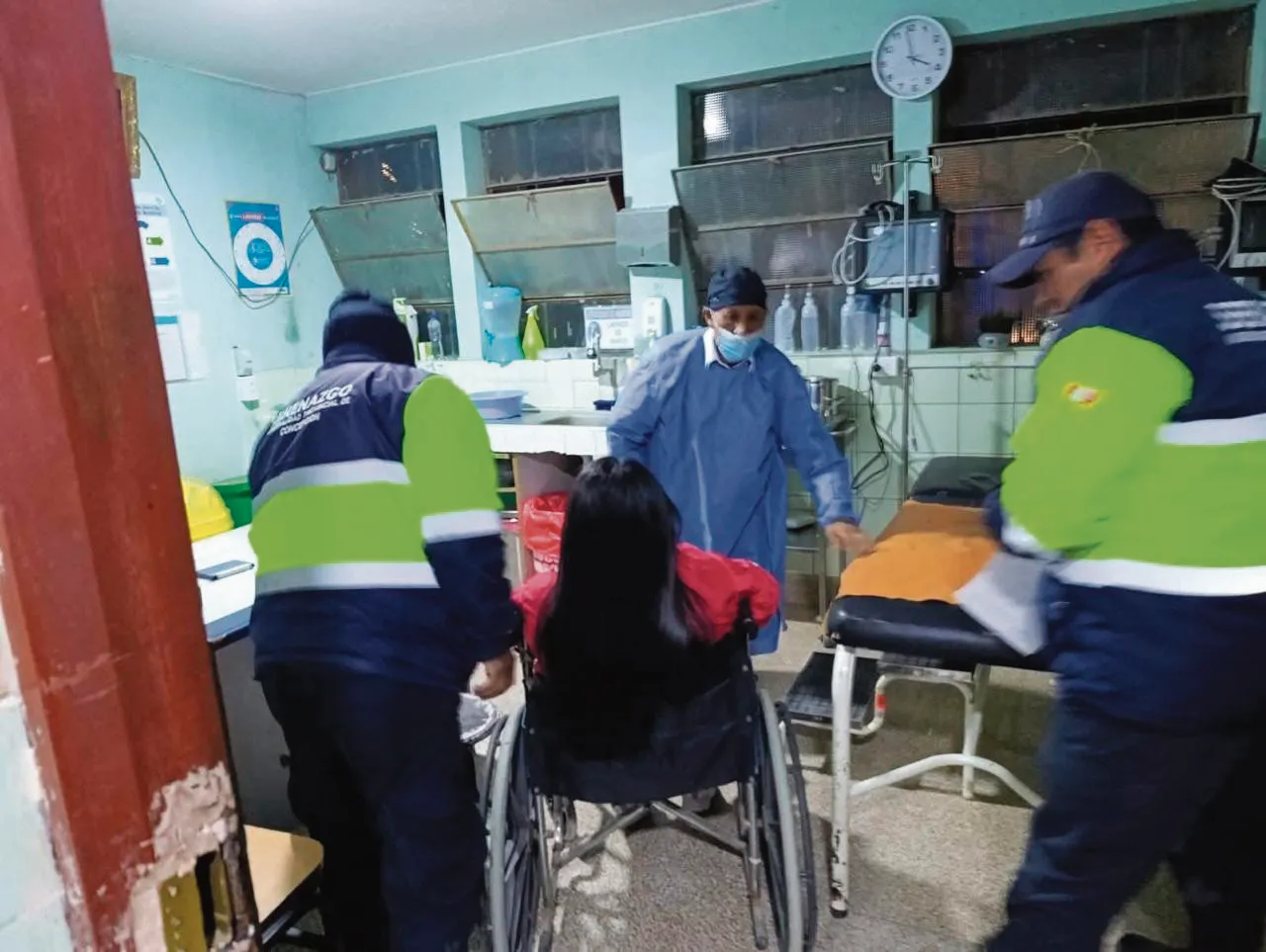 CAMIONETA SUFRE DESPISTE EN VIA CENTRAL: JOVEN CONDUCTORA RESULTA CON LESIONES EN EL CUERPO