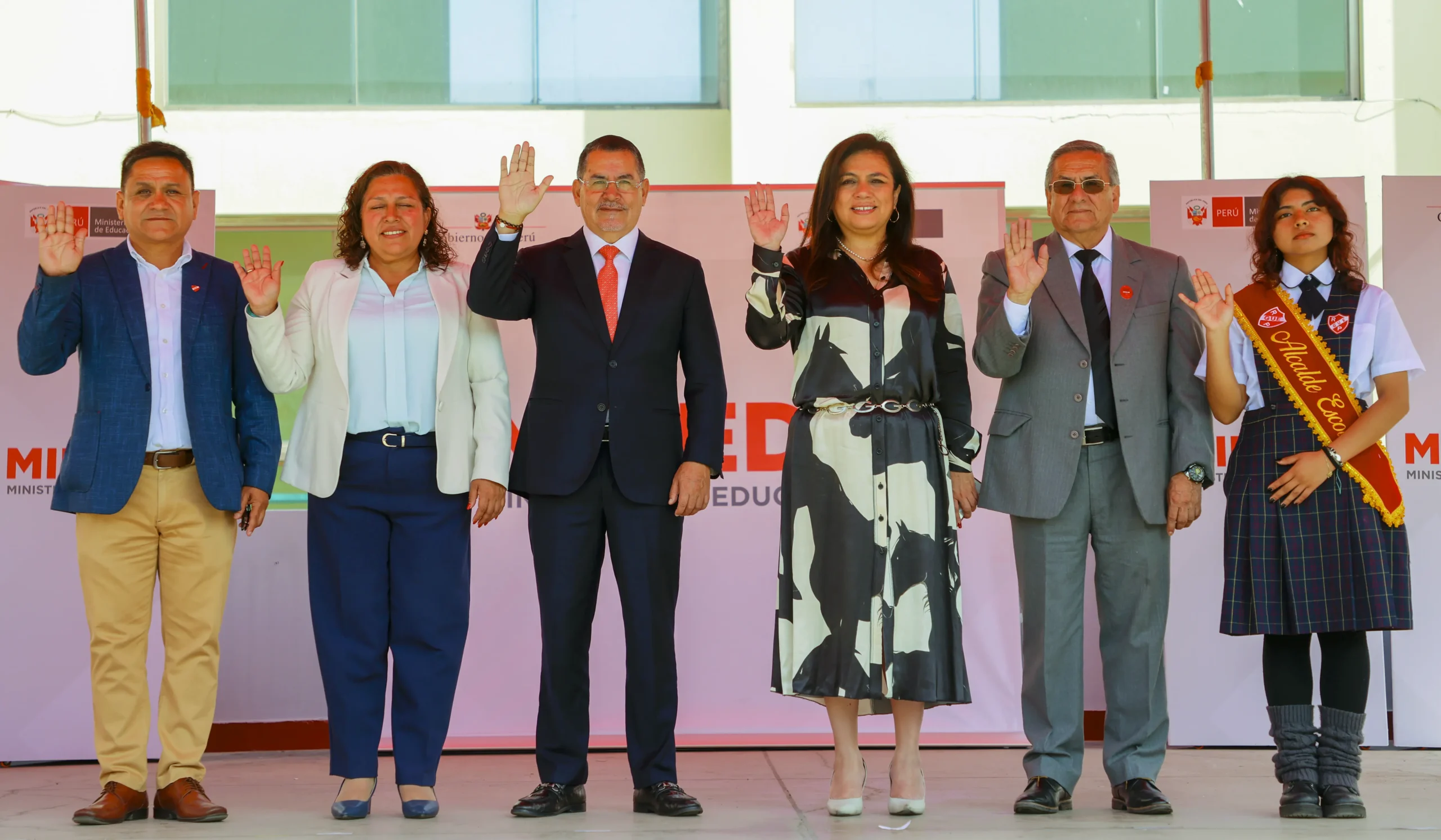 MINISTRO DE EDUCACIÓN CLAUSURA AÑO ESCOLAR 2025