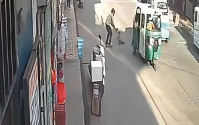 EN LA MERCED: MENOR RESULTA HERIDA AL SER ATROPELLADA POR MOTOTAXI