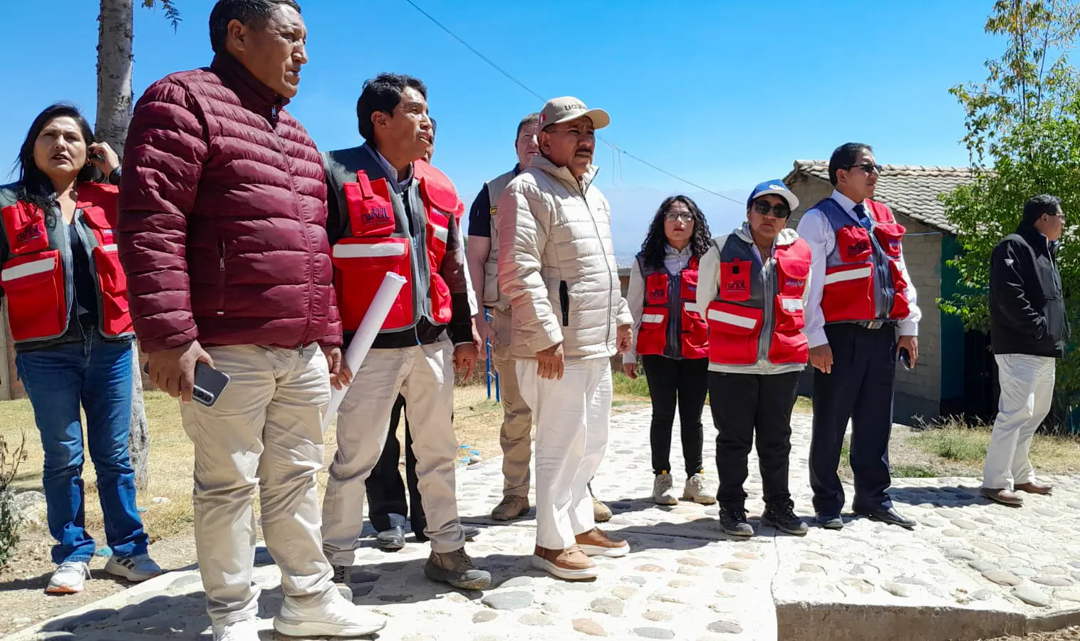 MINISTRO MARTICORENA SUPERVISA EN JUNÍN COLEGIOS AFECTADOS POR EL SISMO