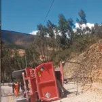 AHUAYCHA: FALLA DE FRENO DEJA UNA FALLECIDA Y DOS HERIDOS