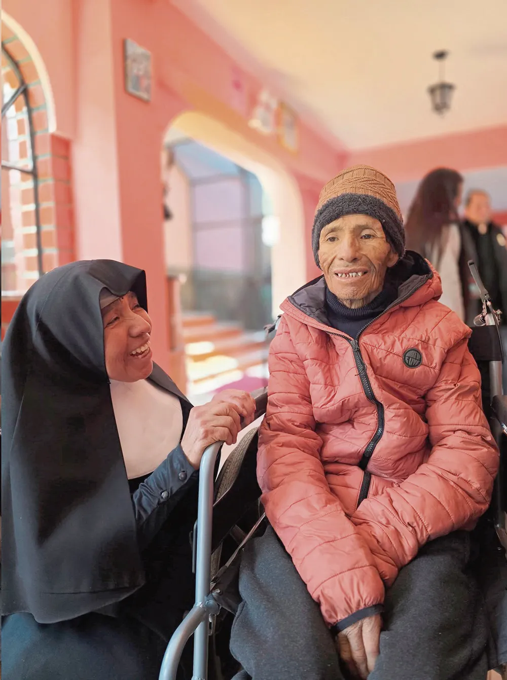 HUANCAVELICA: ADULTO MAYOR CON CÁNCER RECIBE APOYO