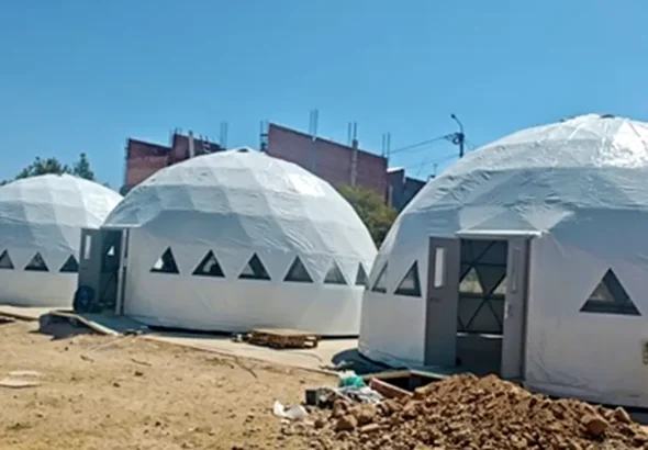 INSTALAN 41 AULAS TIPO DOMO EN 11 COLEGIOS AFECTADOS POR LLUVIAS EN AYACUCHO