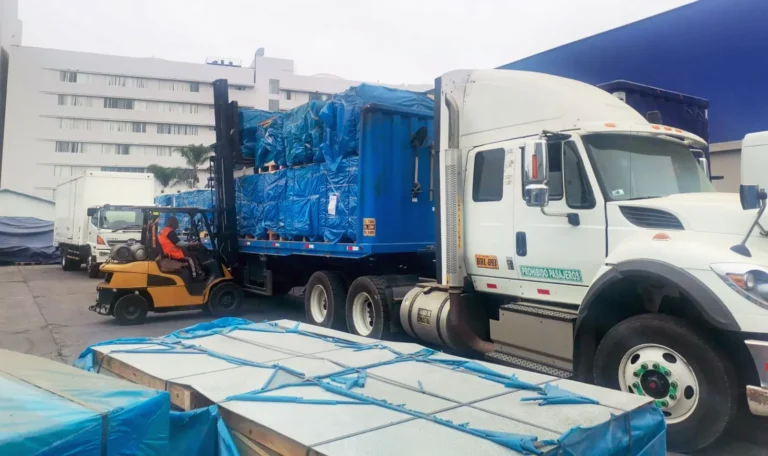 JUNÍN RECIBE 48 DOMOS MÁS PARA GARANTIZAR CONTINUIDAD DE CLASES
