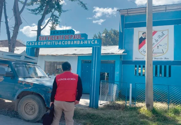 EN ACOBAMBA: DEFENSORÍA IDENTIFICA DEFICIENCIAS EN 8 II.EE.