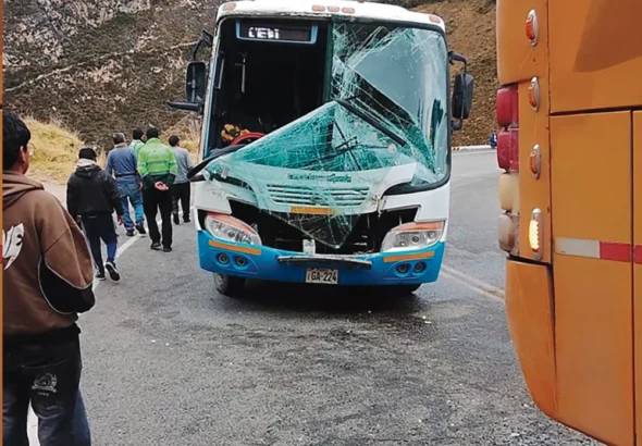 EN ACCIDENTE DE TRÁNSITO: SIETE ESTUDIANTES DE LA UNH RESULTAN HERIDOS