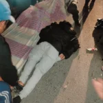 VIOLENTO CHOQUE EN TARMA: DEJA MOTOCICLISTA HERIDO EN CURVA DE CHIPOCAYO