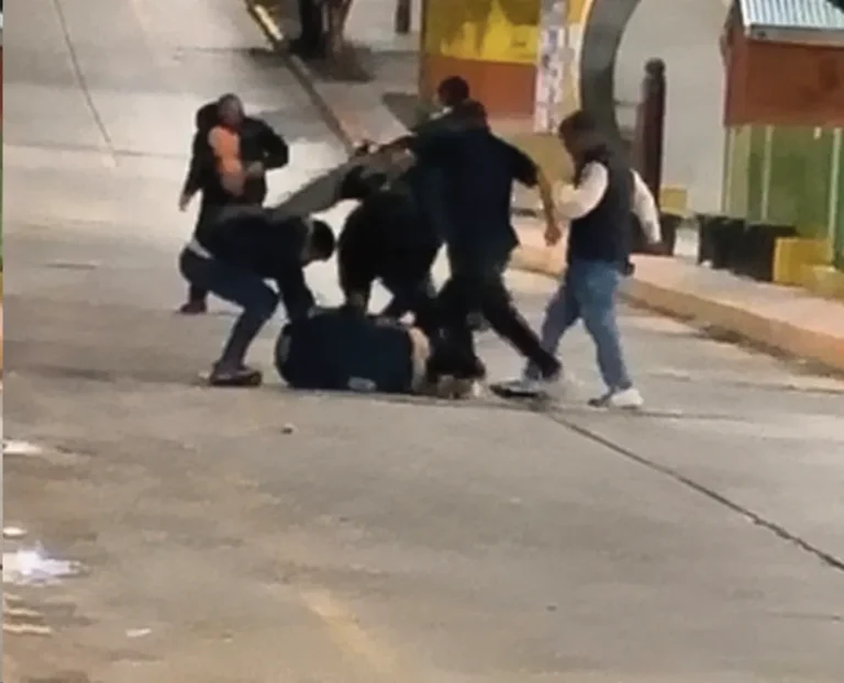 DENUNCIAN VECINOS: GRESCA CALLEJERA EN YANAHUANCA