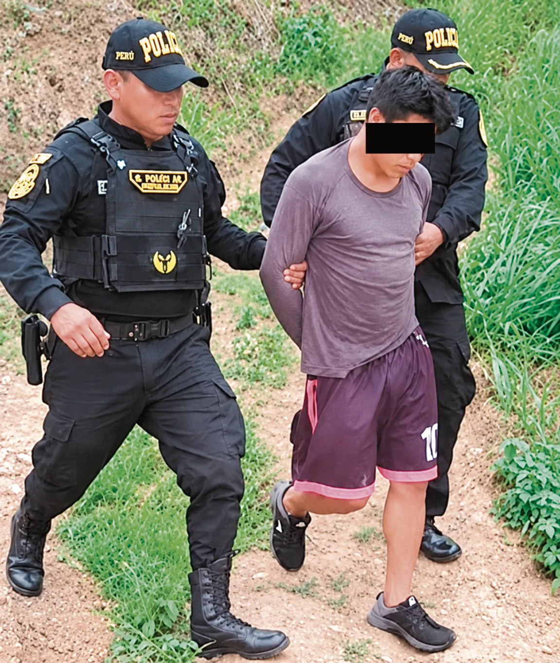 POLICIA DE SATIPO: DETIENE A JOVEN POR PRESUNTO FEMINICIDIO
