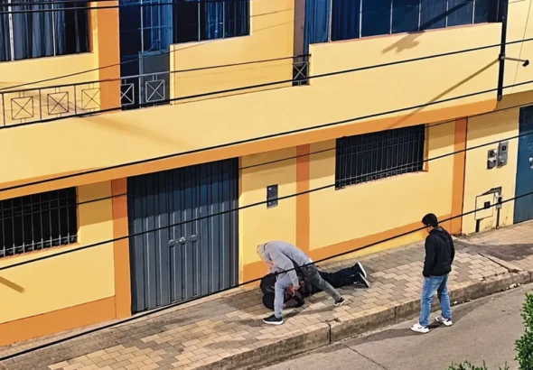 ASCENSIÓN: SUJETOS AGREDEN A JOVEN EN AV. ERNESTO MORALES