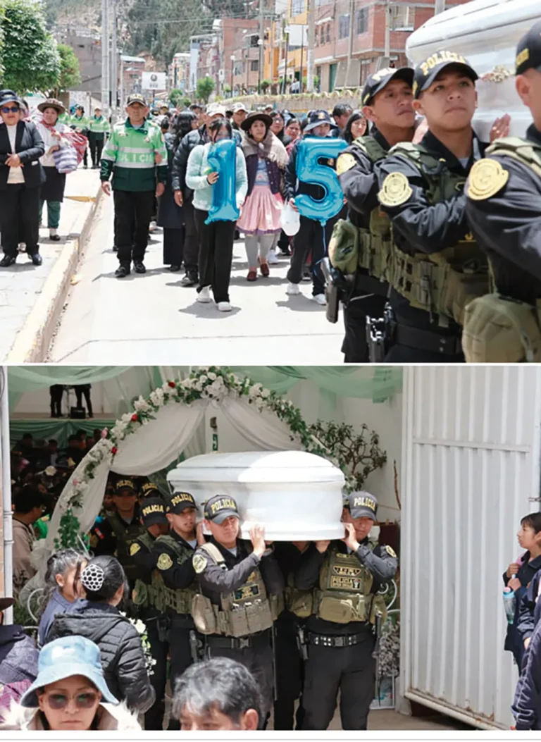 HUANCAVELICA: POLICÍAS DONAN ATAÚD A FAMILIA DE FALLECIDA