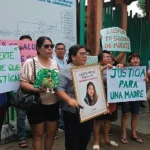 MASIVA PROTESTA: PIDEN INVESTIGACIÓN POR MUERTE DE TRABAJADORA DE UGEL OXAPAMPA