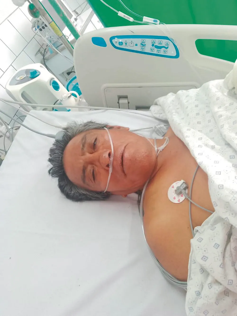 EN JAUJA: BUSCAN URGENTE A FAMILIARES DE ADULTO MAYOR INTERNADO EN HOSPITAL