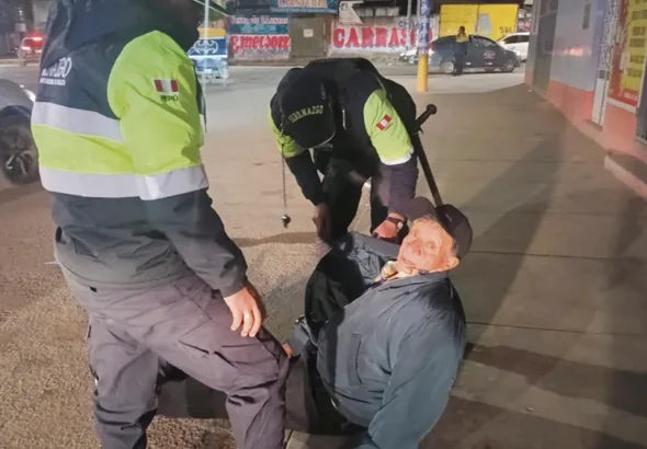 ANCIANO DE 83 AÑOS: RESULTA HERIDO TRAS SER EMBESTIDO POR AUTOMÓVIL