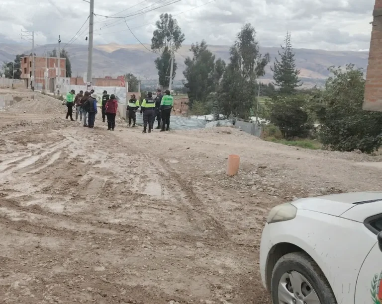 POLICIA INTERVIENE A JOVEN: POR AMENAZAR DE MUERTE A SU VECINA